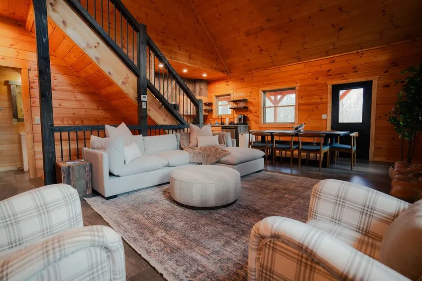 Secluded Hocking Hills Cabin with Hot Tub - Image 1