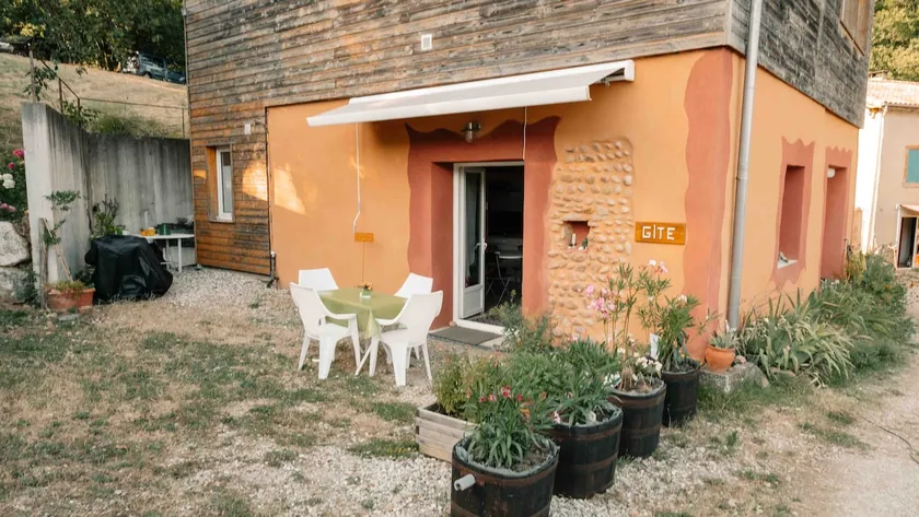 Gîte in the Woods - Palais du Facteur Cheval - Image 1