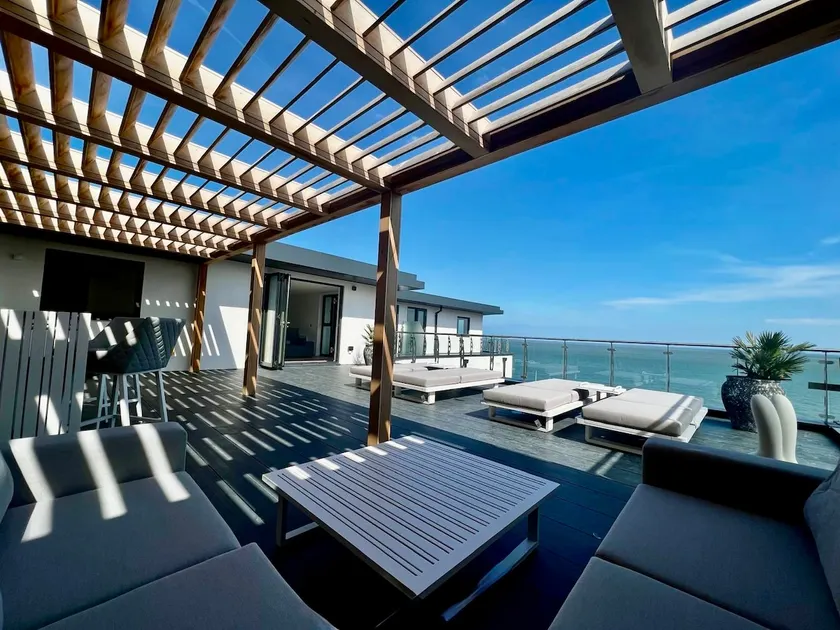 Ramsgate Stunning Sea View Apt Free Parking - Image 1