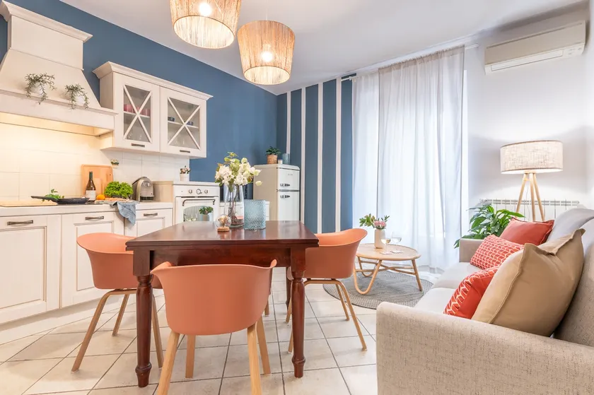Coral house, a short walk from the sea - Image 1