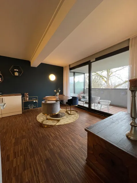 Exclusive Apartment / Graz Free parking & balcony - Image 1