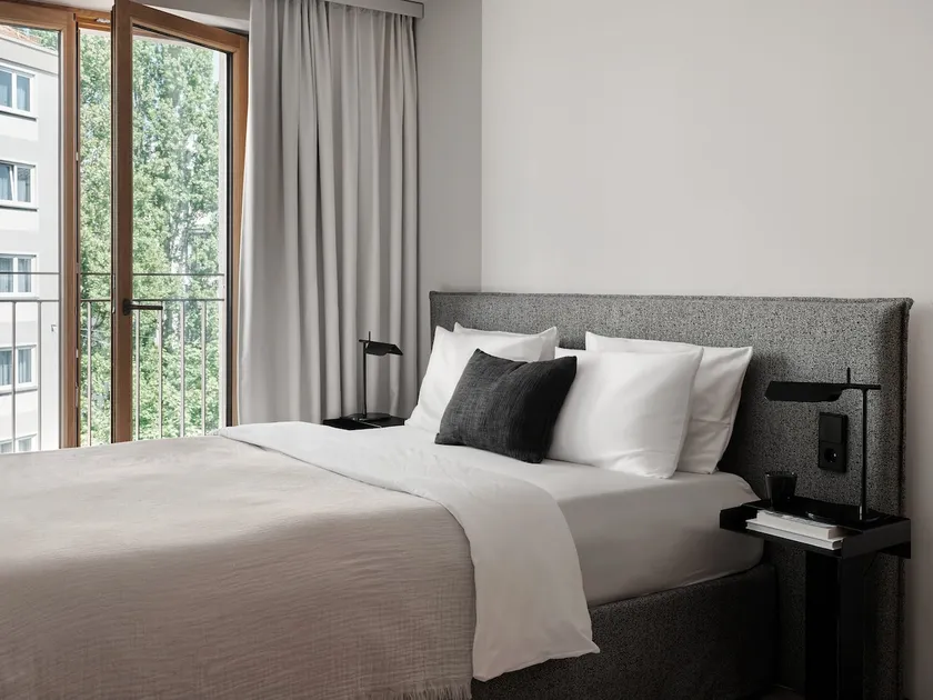 Stylish Homey Room in Old Town, Munich - Image 1