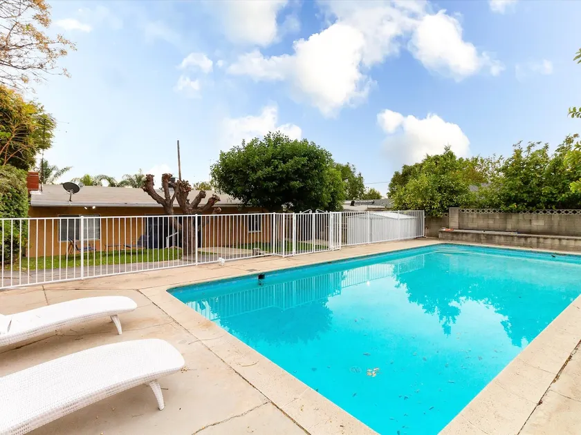 Modern 4 bedroom in San Fernando - Image 1