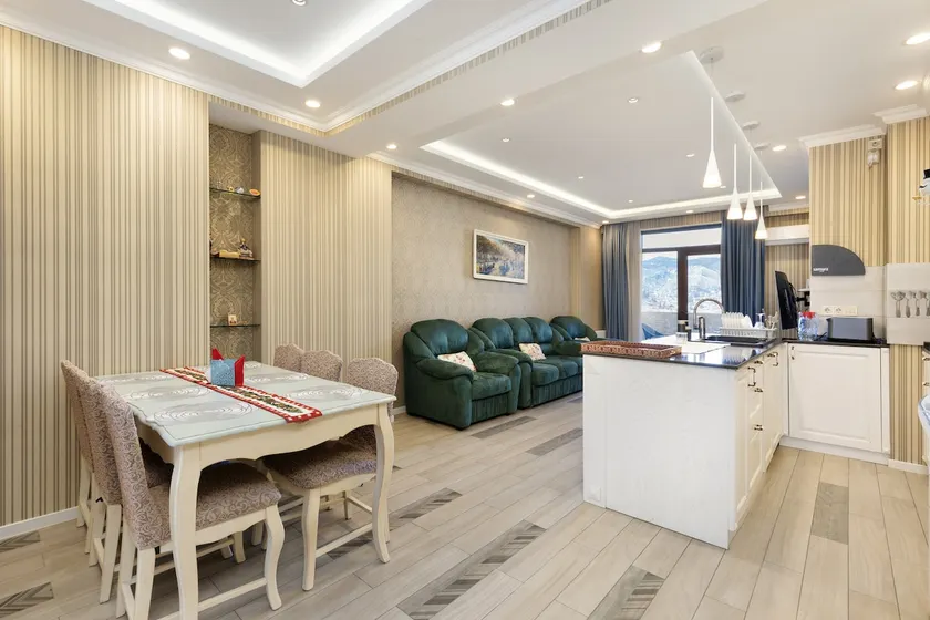 Two Bedroom Apartment in Old Tbilisi - Image 1