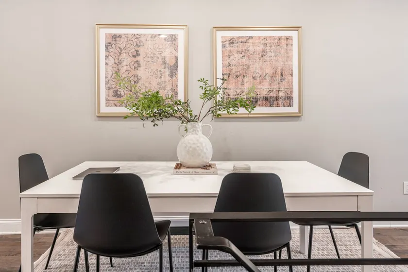 Downtown Philly Gem 4BR/3.5BT W/Roofdeck + Patio - Image 1