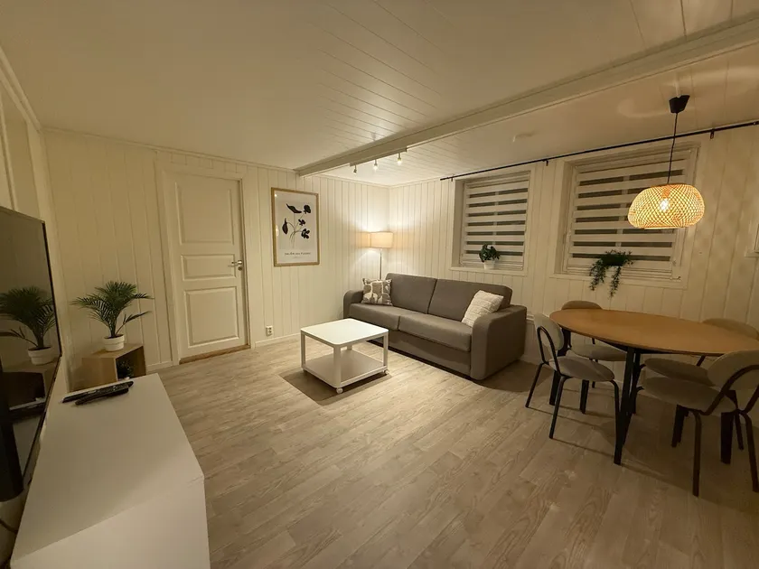 Small apartment in the harbour of Jørpeland - Image 1