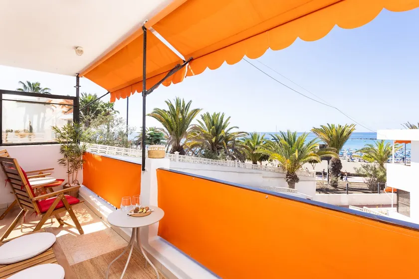 TMS Veramar,ApartHotel,Seafront,AC,Pool&Parking - Image 1