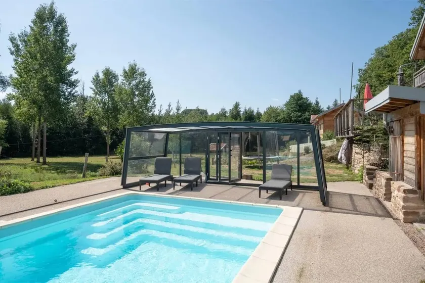 Private swimming pool, Jacuzzi and Sauna Clair de Lune 4****  - Image 1
