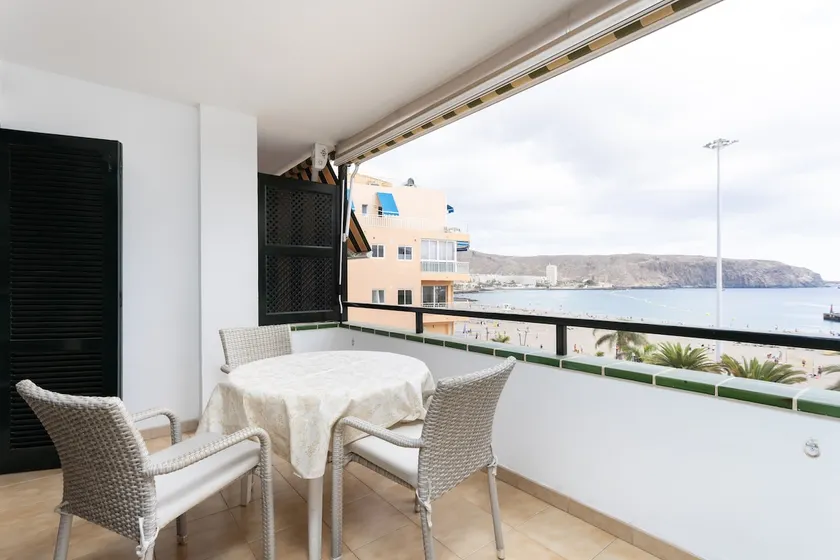 House with fast internet | Beach view - Image 1