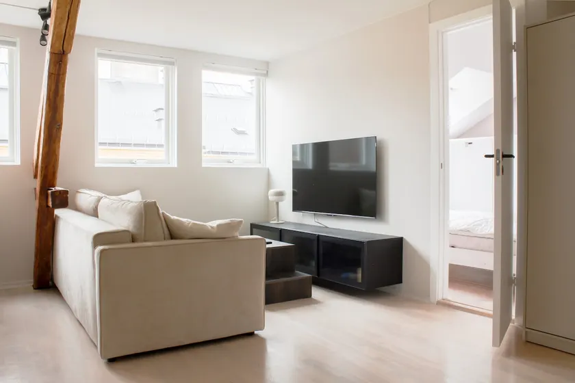 Comfortable apartment with practical location. - Image 1