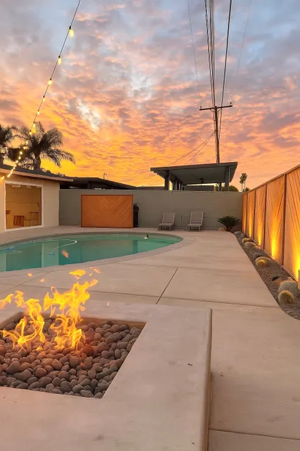 Boutique Pool House (4BR, 8 Guests, Disney 14mi) - Image 1