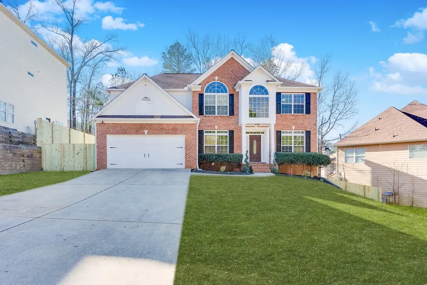 A 3 level City of Atlanta Beauty(8 bedrooms) EV - Image 1