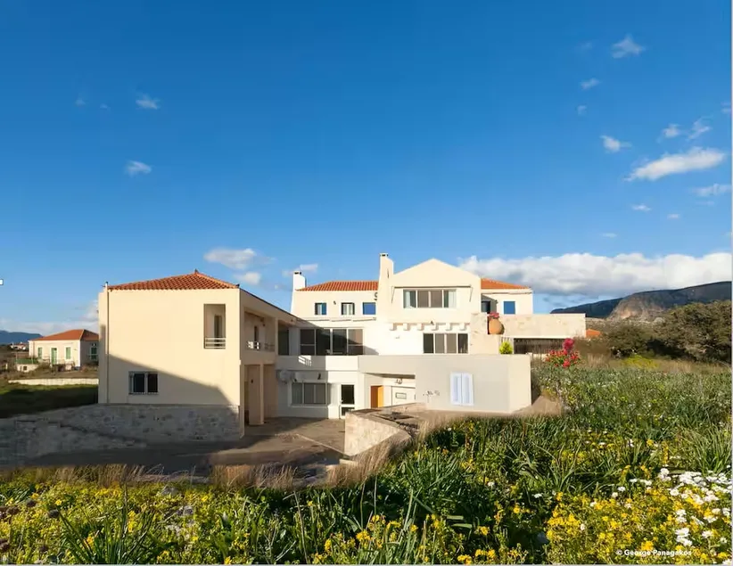 Beach, Balconies & Barbecue near Monemvasia & Mani - Image 1