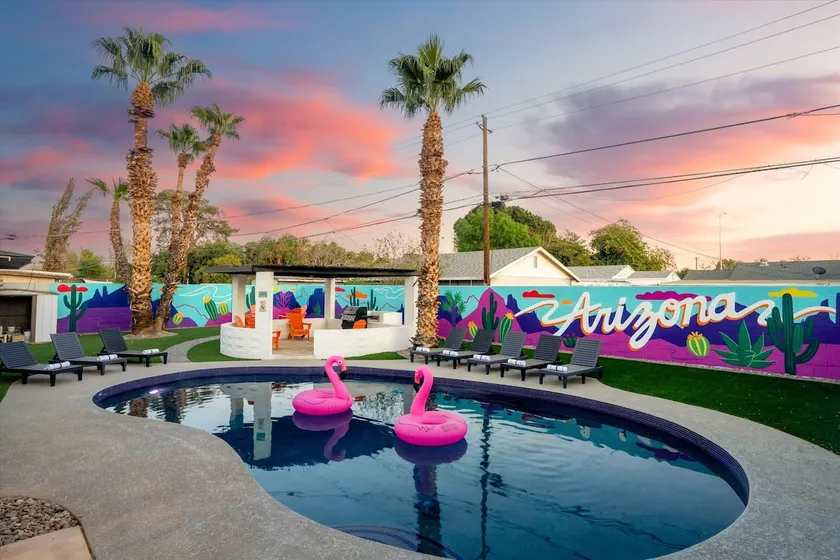 Sleeps 18 • 8BR Home w/ Pool, Arcade & Smart TVs - Image 1