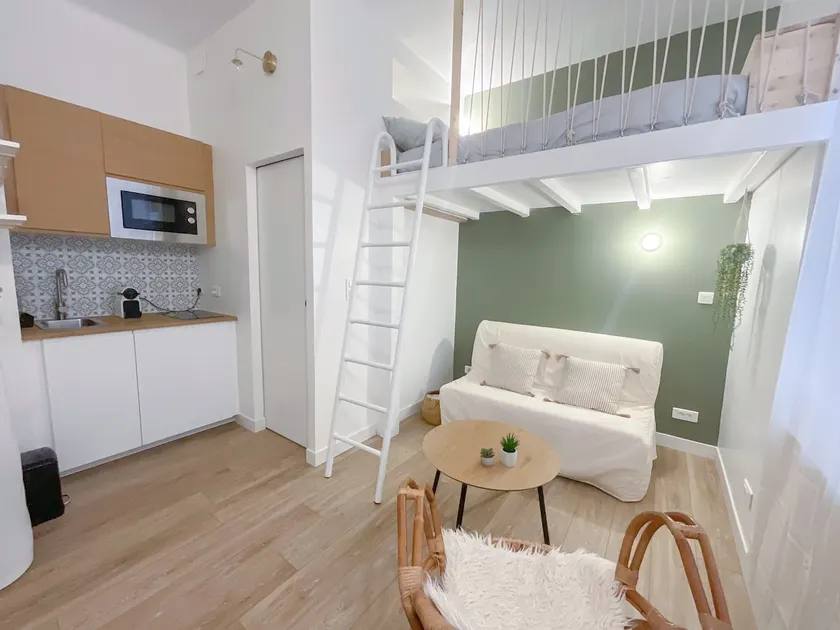 Refurbished Urban Cocoon – Air Conditioning - Image 1