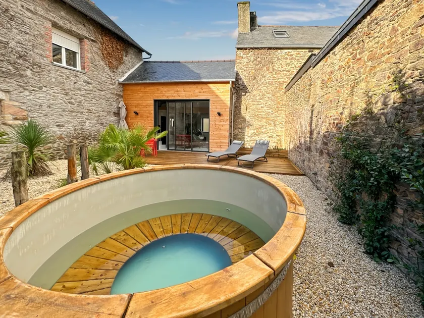 The Secret Garden - Nordic Bath - Image 1