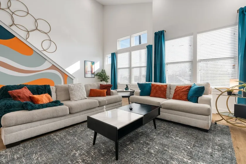 Modern Family House w/ Game Room + Discounts! - Image 1