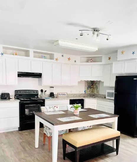 2 Bedroom Bayside Condo - 5 min to Beach Access - Image 1