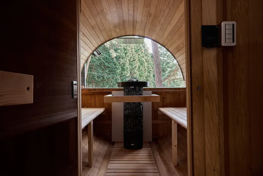 [Barrel sauna] BBQ | Firewood stove | Max 8 people | Serend Fuji Spend a wonderful time with your loved ones - Image 1