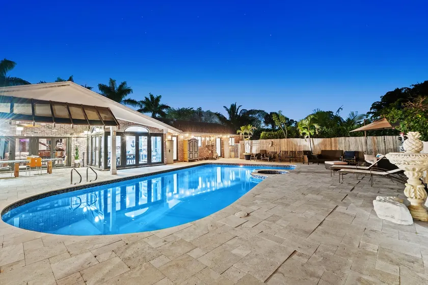 Parkside 1BR | Pool, Hot Tub & Tiki Hut - Image 1