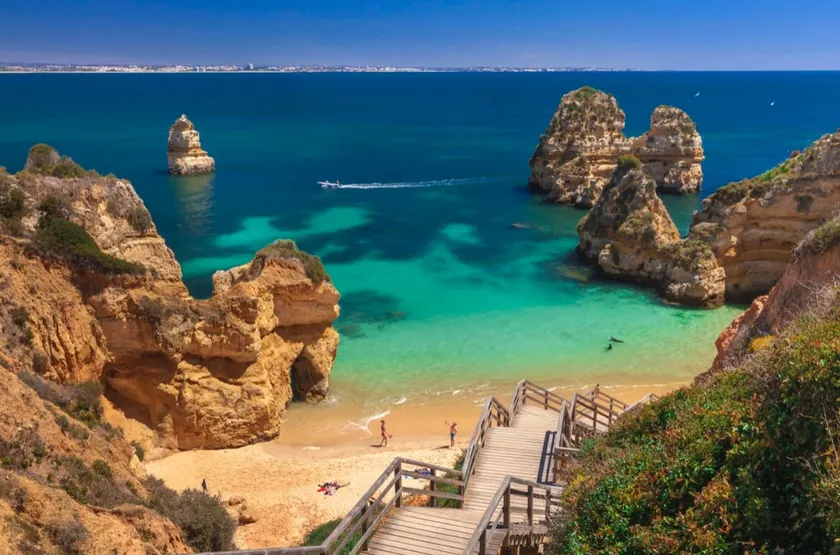 Beautiful Small House in Algarve, Portugal - Image 1