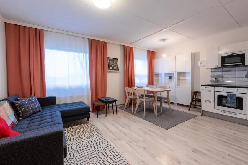Seaside apartment with sauna - Image 1