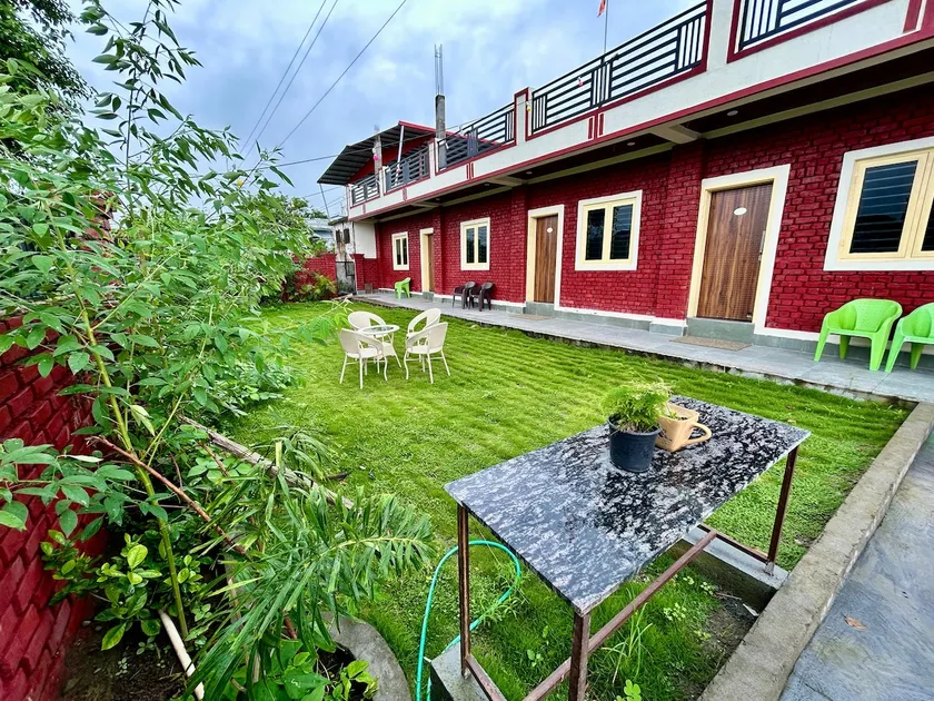 3 Bedroom Villa with Lawn @ 5 min from Airport - Image 1