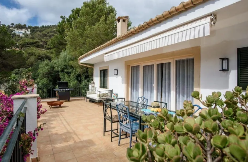 Villa 'Polina' mit Bergblick, WLAN und Klimaanlage - Image 1