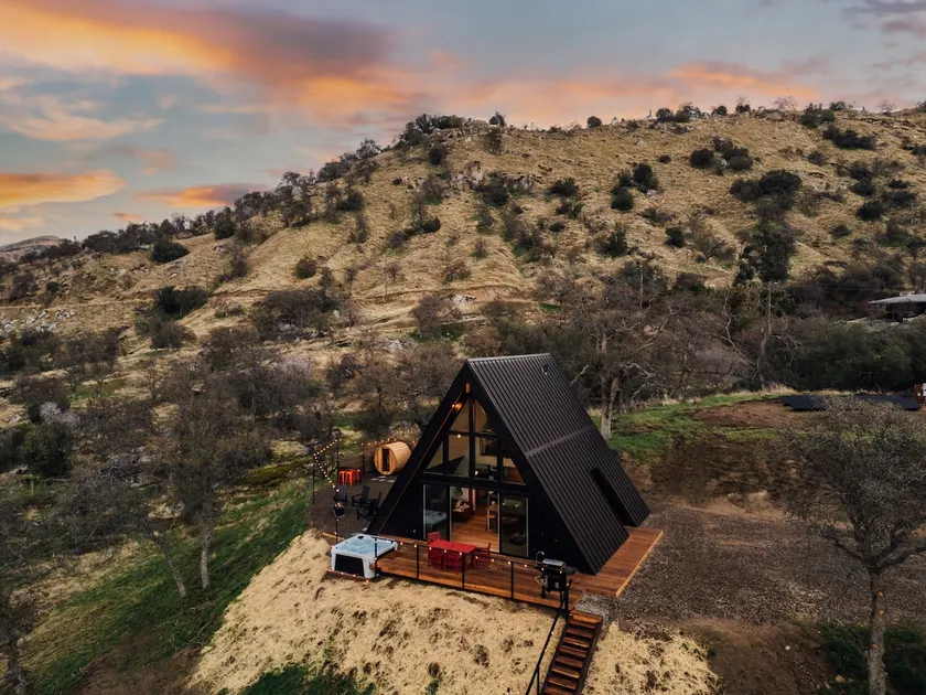 The Epic Views A-Frame - Image 1