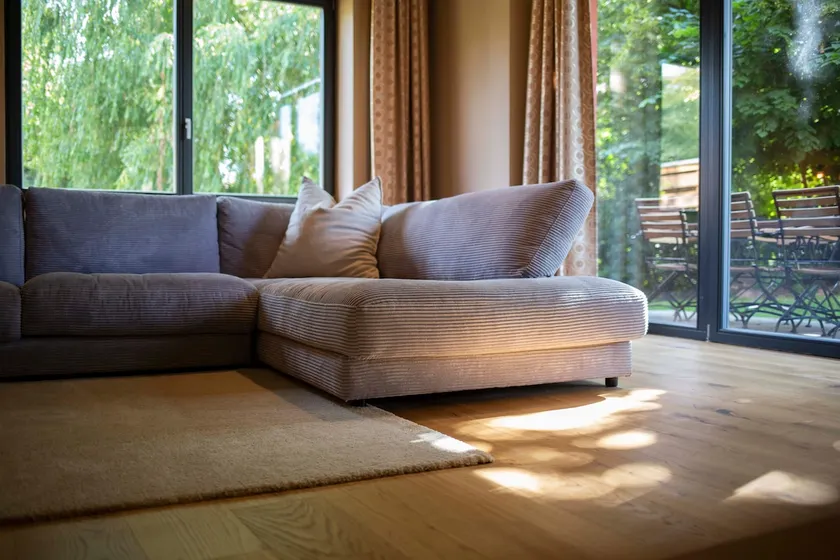 Large loft with private garden in the nature reserve - Image 1