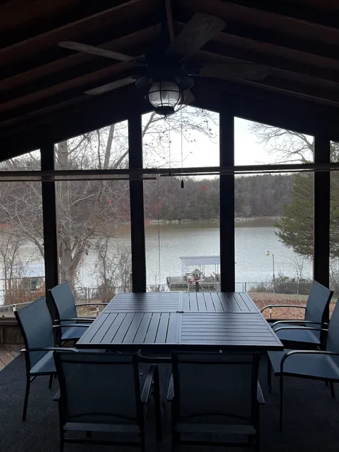 Lakehouse Escape - Image 1