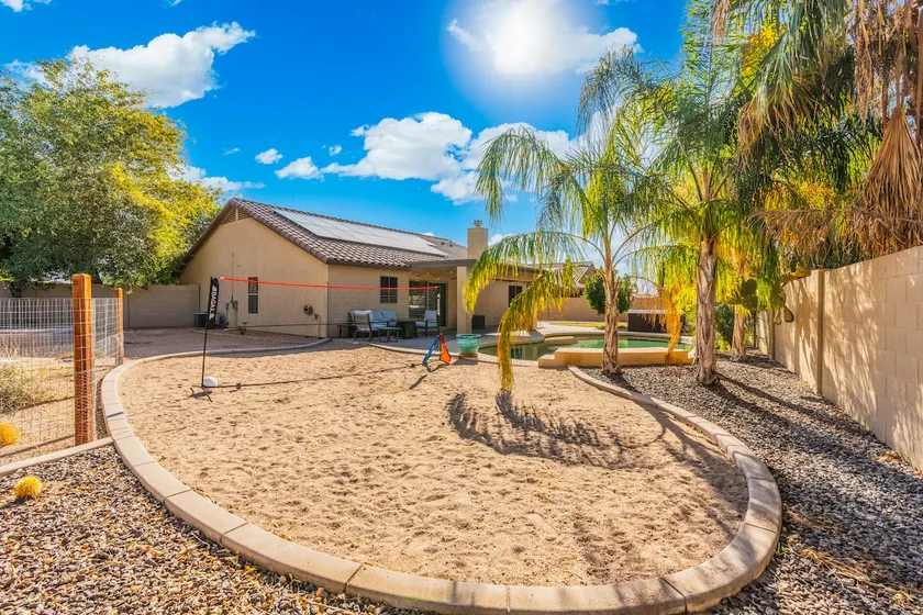 *NEW* Tropical Backyard Oasis! Heated Pool & Spa! - Image 1