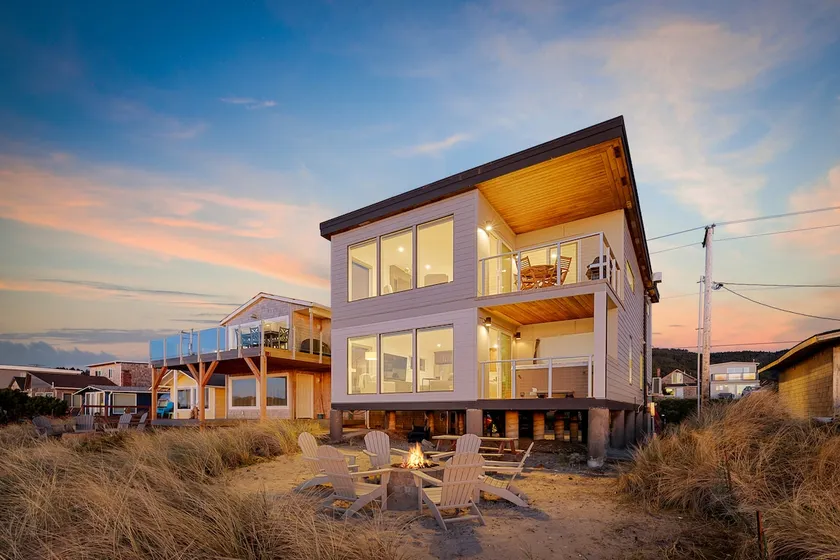 Rockaway Beach | Beach Access, Hot Tub & Fire Pit - Image 1