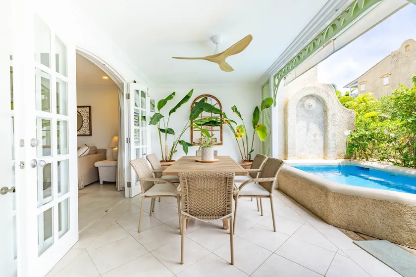 Port St. Charles 2 Bed~Private Pool + Beach Access - Image 1