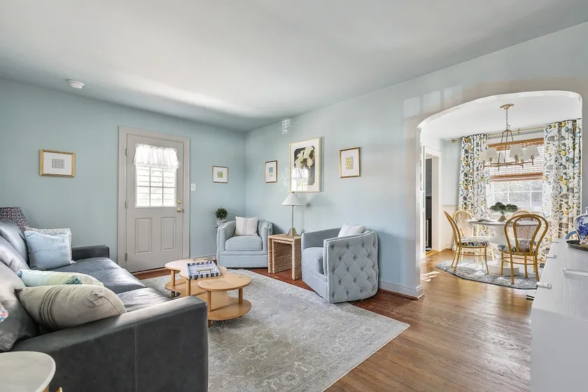 Beautiful, Cozy Cape Cod! Central to it All! - Image 1