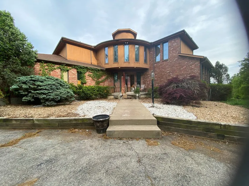 The Acres - Image 1
