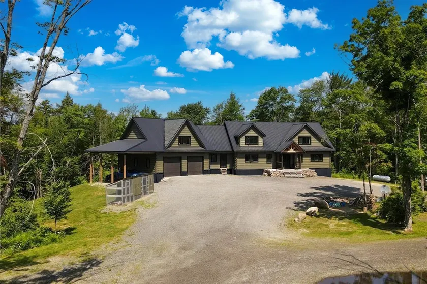 True North Log Mansion - Image 1