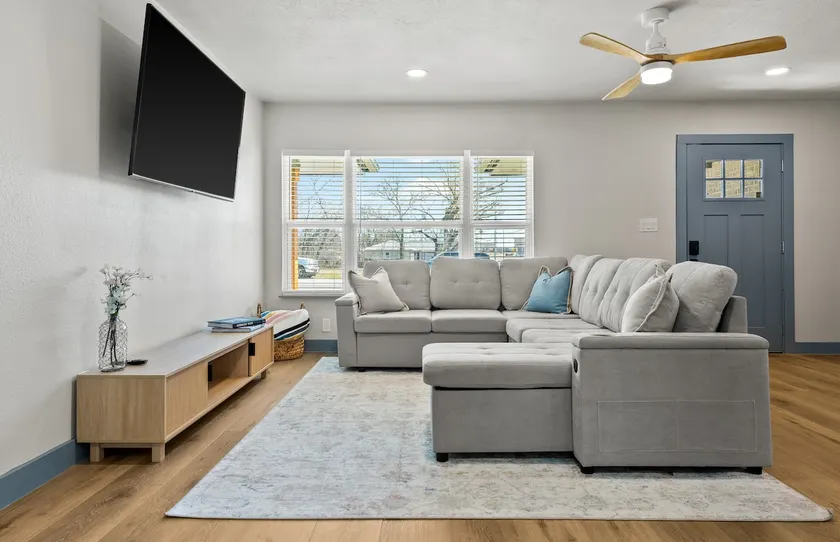 Downtown Renovated Home | Sleep 10 | Z-Plex Close! - Image 1