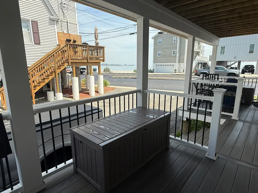 Silver Sands Suite - Image 1