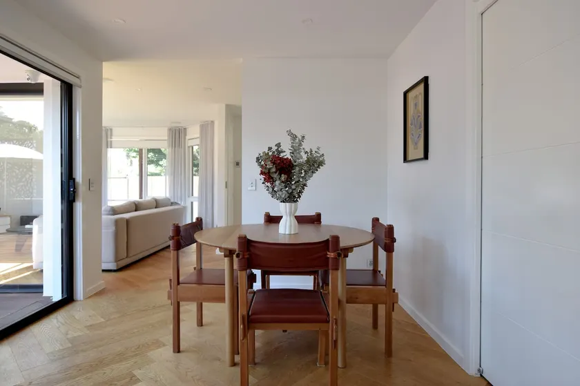 Bayside Retreat near beach and Frankston centre - Image 1