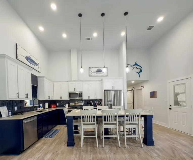 Fish Stories 5 Bed 3.5 Bath W/ Pool and Playscape - Image 1