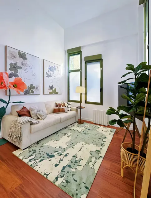 Secret Garden - Boutique Homestay Near the Metro - Image 1