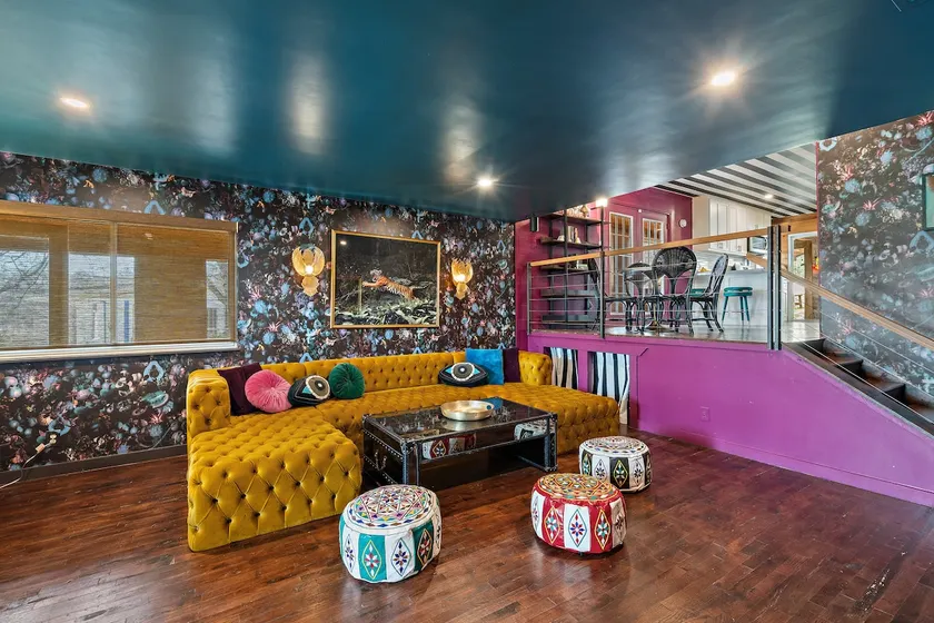 Vibrant Eclectic Oasis With Pool! - Image 1