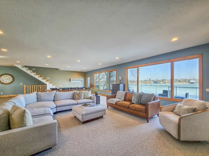 Spacious Lakefront Retreat|Sleeps 16+|Private Dock - Image 1