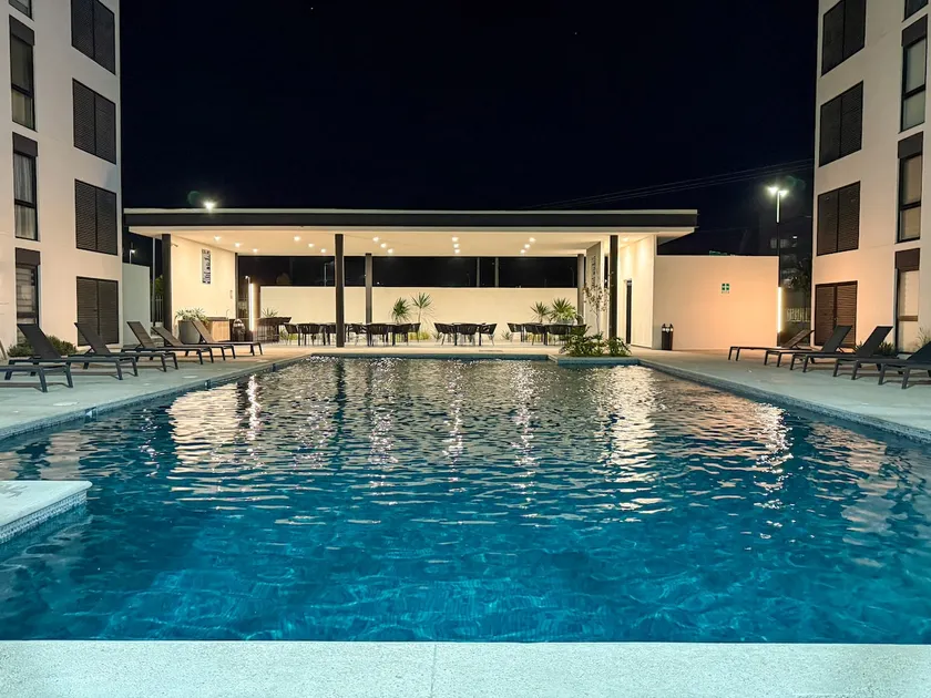 Pool, 1 bedroom 1 bathroom, in front of Corona TSM Stadium - Image 1