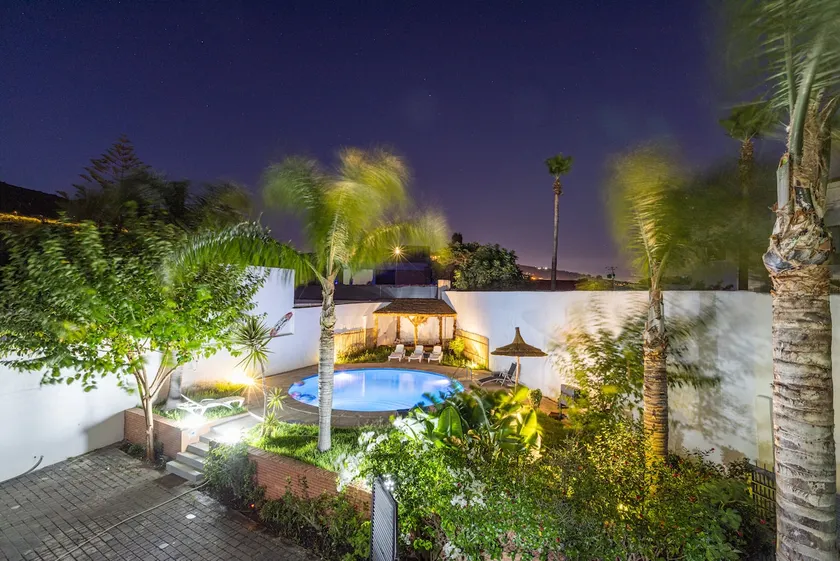3-BR Villa|Beach Access| Private Pool - Image 1