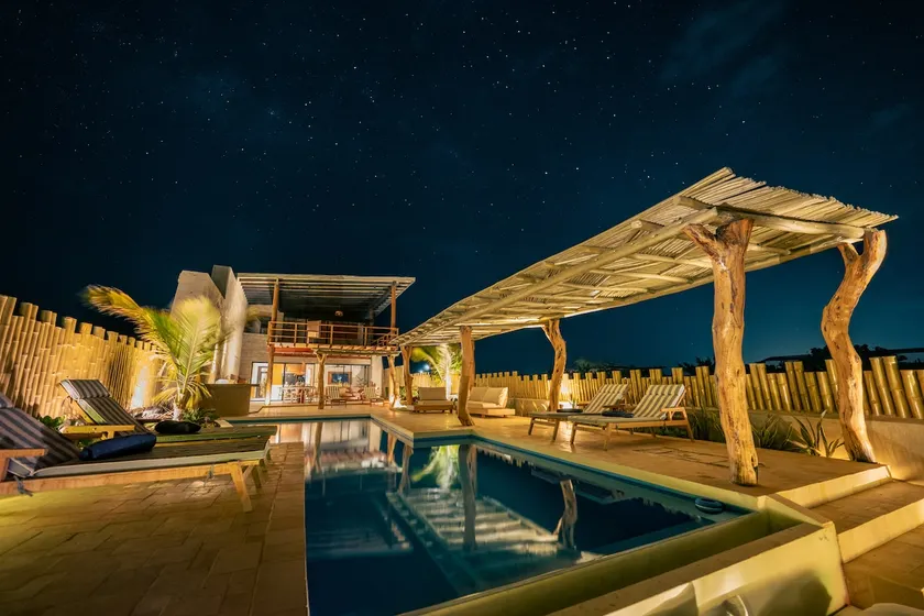Aviva, 5BR Private New Designer Villa with Pool - Image 1