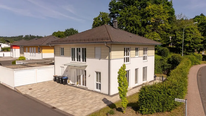 Vulkan-Villa - Image 1