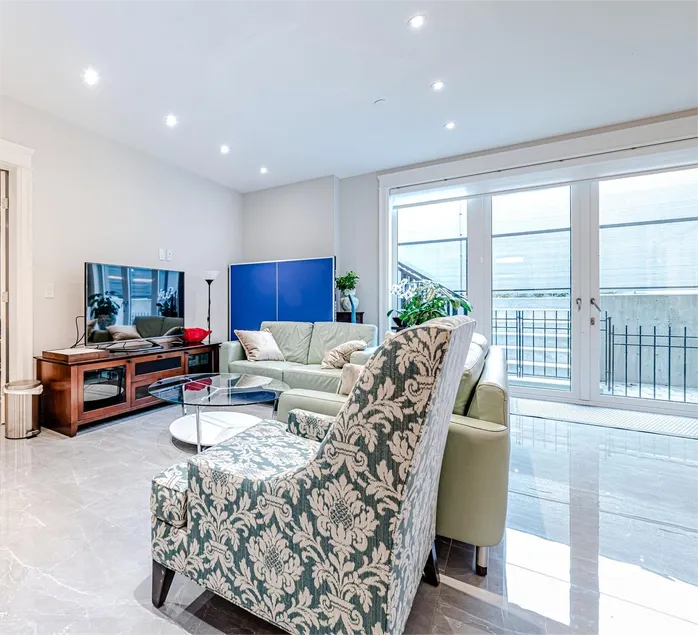 Chic & Cozy 2-Bedroom Retreat | Heart of Vancouver - Image 1