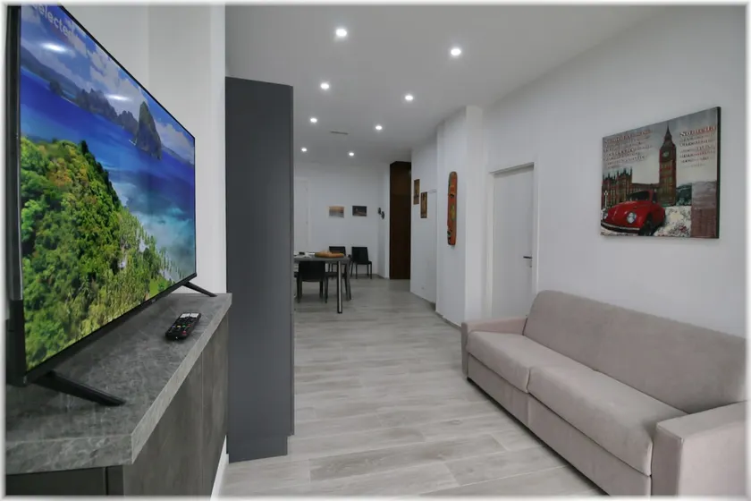 Loft 42 (Metro + Hospitals) - Image 1